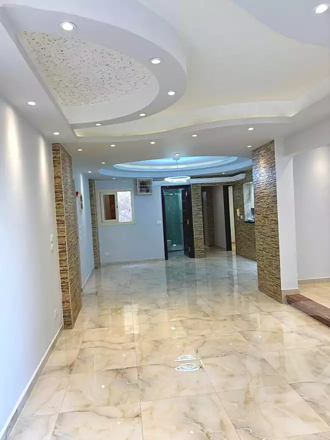 https://aqarmap.com.eg/ar/listing/7054873-for-sale-alexandria-miami-el-sebaey-st