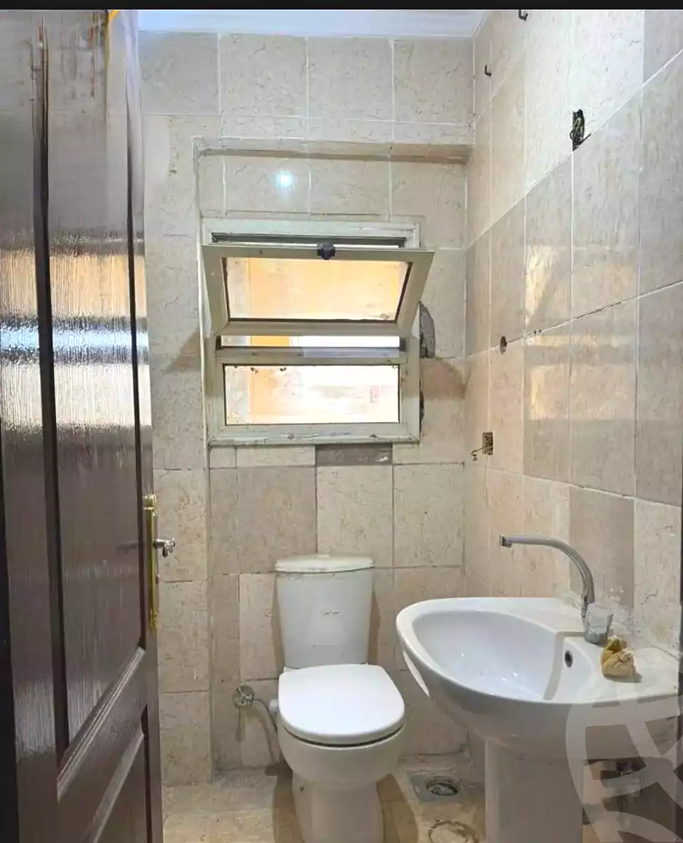https://aqarmap.com.eg/ar/listing/7055291-for-sale-alexandria-lsywf-city-light-compound