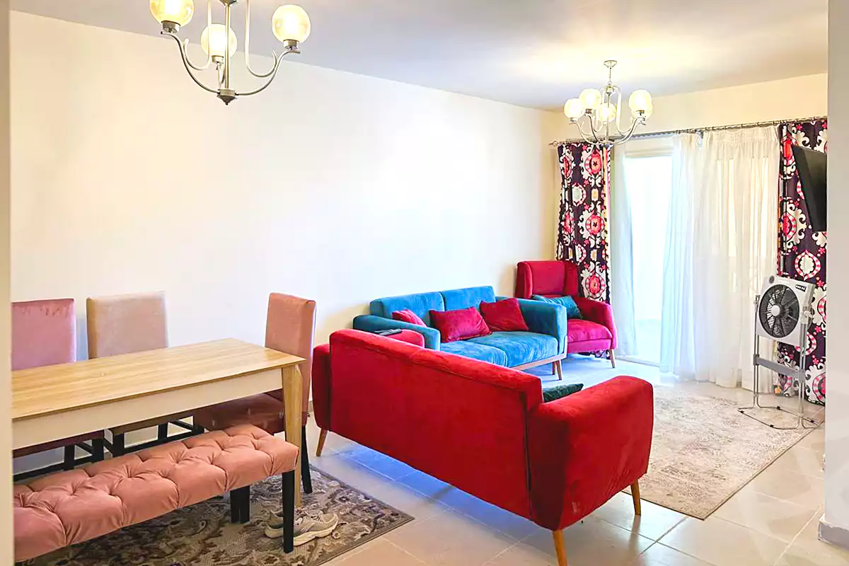 3 BR Chalet in Stella Heights, photo 5 of 12