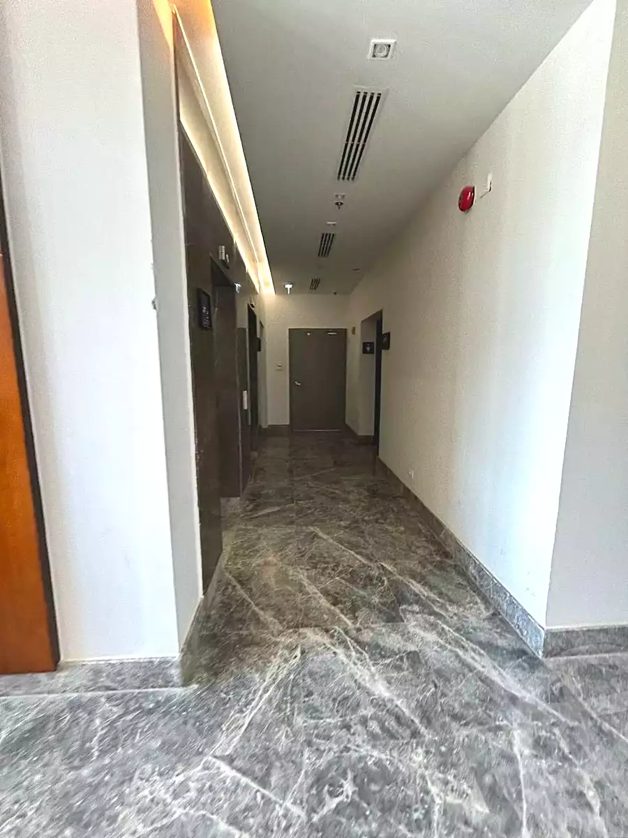 https://aqarmap.com.eg/ar/listing/7055694-for-sale-cairo-new-cairo-compounds-district-5-the-plateau-district-5