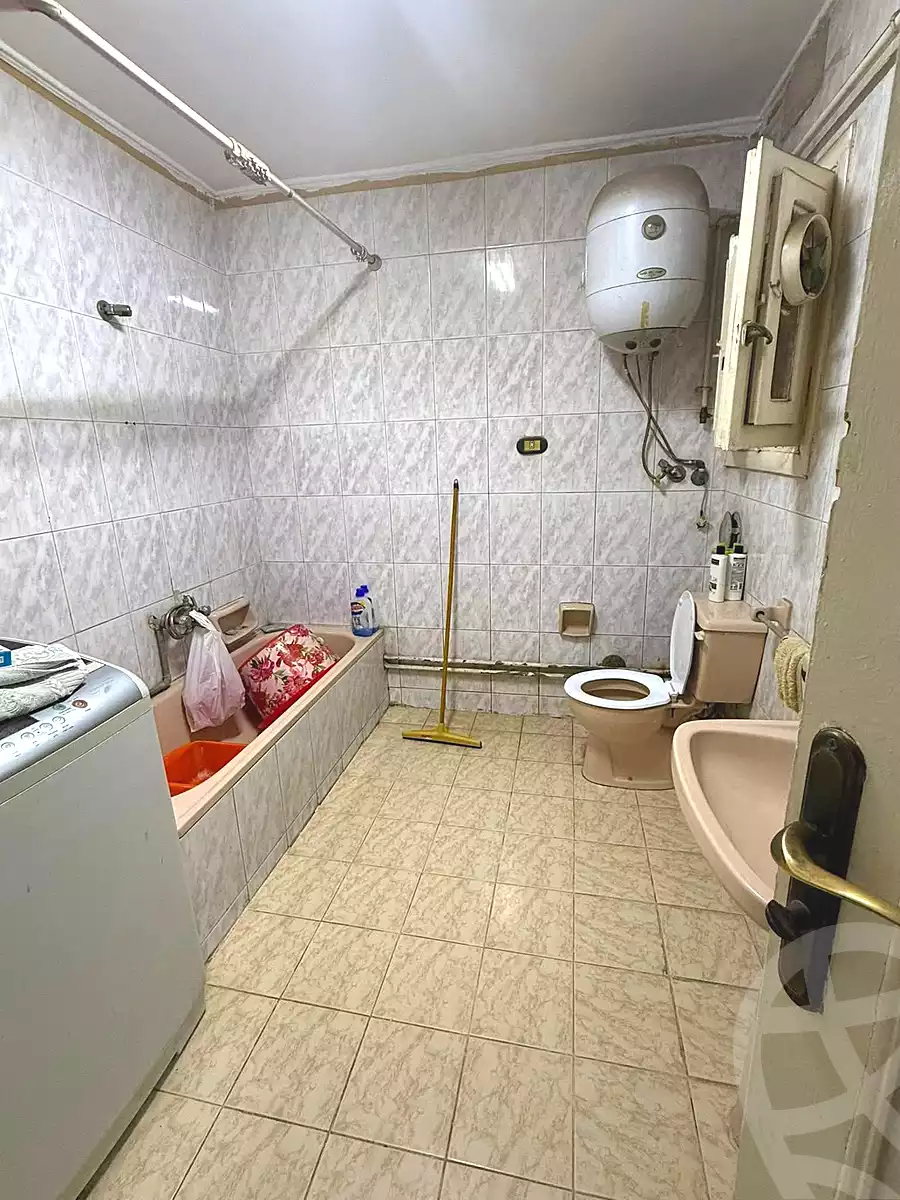 https://aqarmap.com.eg/ar/listing/7055753-for-sale-cairo-el-haram-madkor