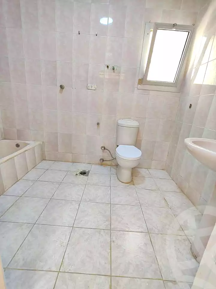 https://aqarmap.com.eg/en/listing/7055913-for-sale-alexandria-al-agamy-shataa-el-nakheel