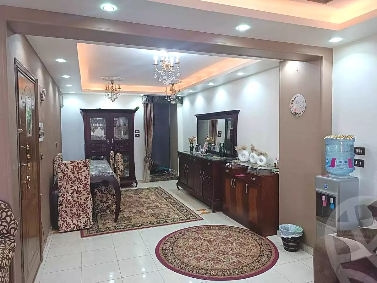 https://aqarmap.com.eg/en/listing/7056159-for-sale-cairo-helwan-helwan-el-sharkeya-zaki-hawas-st