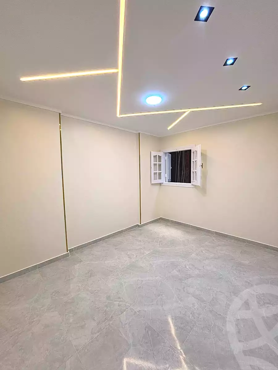 https://aqarmap.com.eg/ar/listing/7056324-for-sale-alexandria-sydy-bshr-sydy-bshr-bhry-street-15