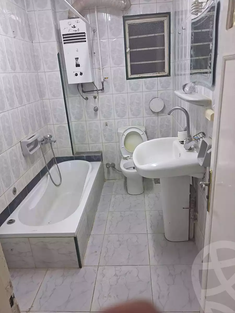 https://aqarmap.com.eg/en/listing/7056334-for-rent-cairo-el-zaytun-lzytwn-lbhry-salim-al-awal-st