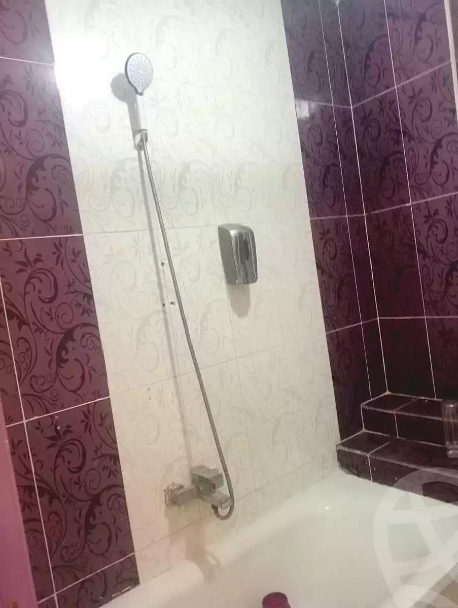https://aqarmap.com.eg/ar/listing/7056481-for-rent-alexandria-al-agamy-bw-ywsf
