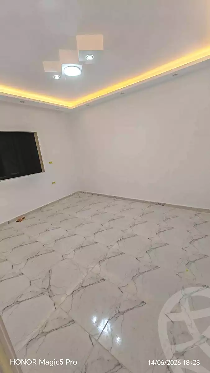 https://aqarmap.com.eg/ar/listing/7056628-for-sale-cairo-helwan-sherif-st