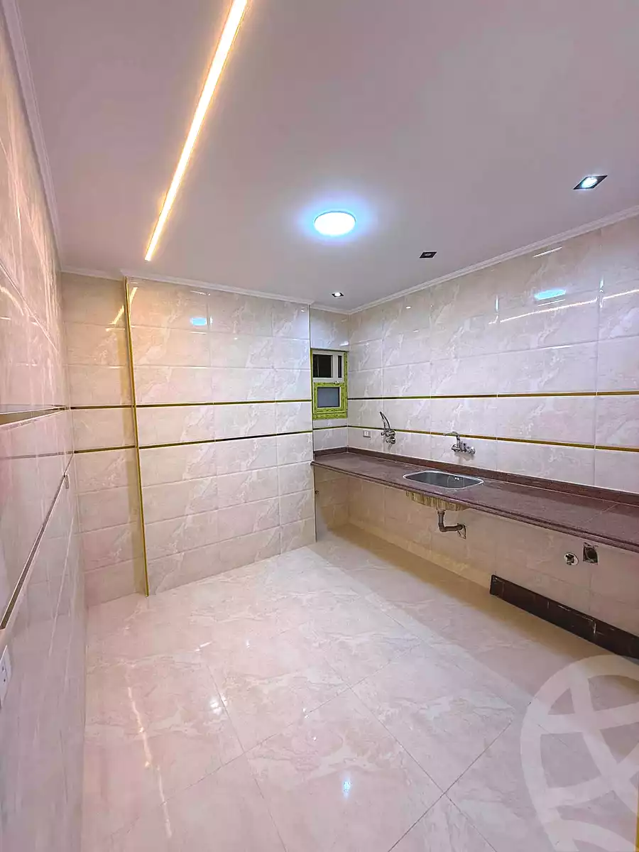 https://aqarmap.com.eg/en/listing/7056640-for-sale-alexandria-sydy-bshr-sydy-bshr-bhry-street-15