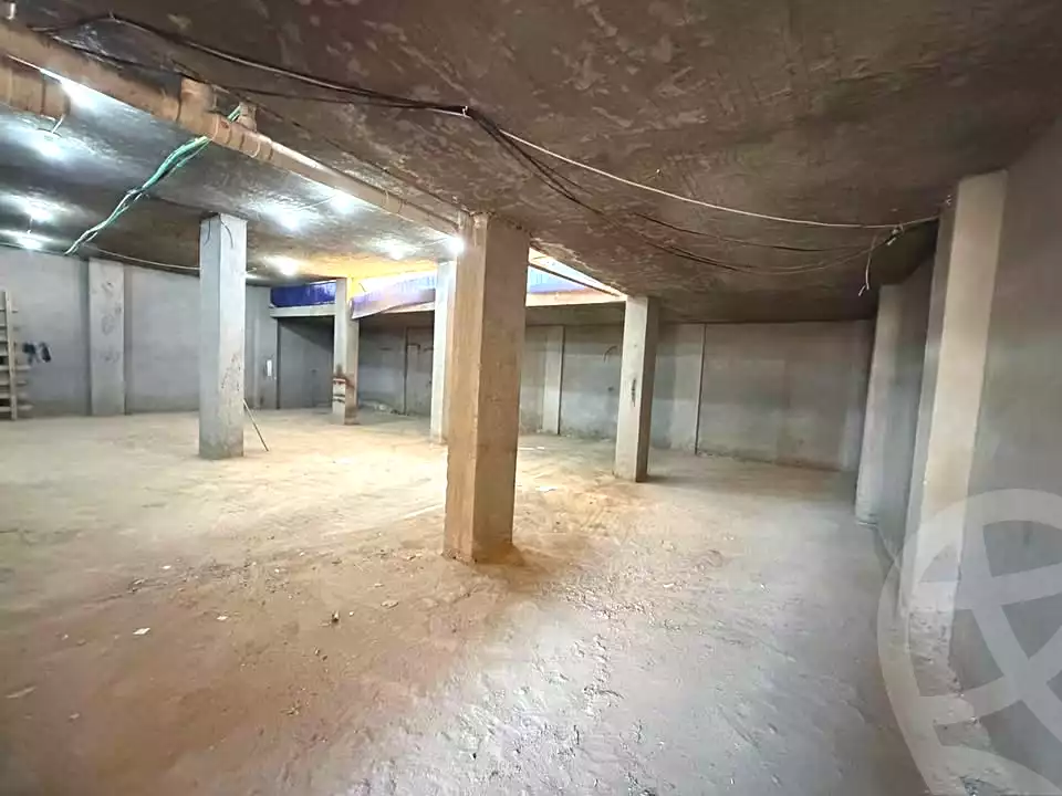 https://aqarmap.com.eg/en/listing/7056659-for-rent-cairo-15th-of-may-manteqat-el-100-fadan