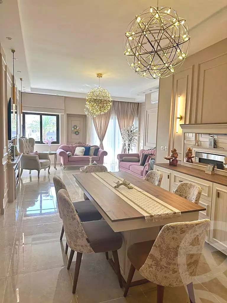 شقة بـ٣ غرف نوم في فيفث سكوير المراسم، صورة ٨ من ١٥