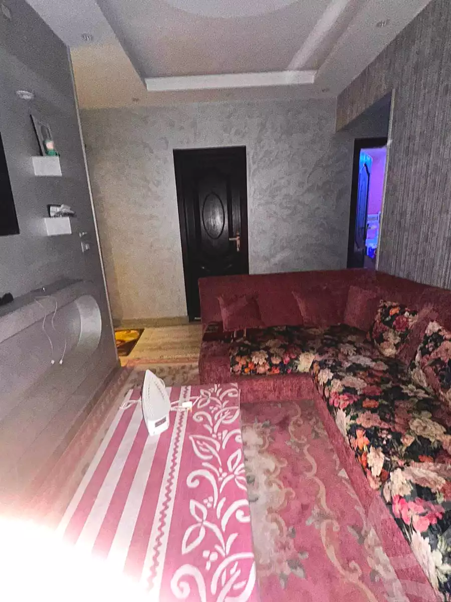 https://aqarmap.com.eg/en/listing/7056819-for-sale-cairo-helwan-helwan-el-sharkeya-heidar-st
