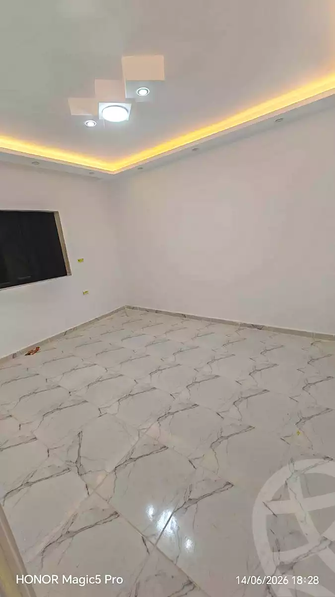 https://aqarmap.com.eg/ar/listing/7056830-for-sale-cairo-helwan-sherif-st