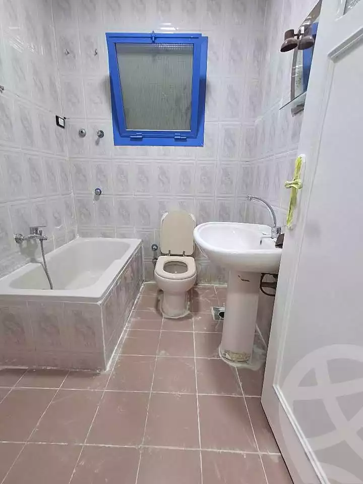 https://aqarmap.com.eg/ar/listing/7056993-for-sale-alexandria-al-agamy