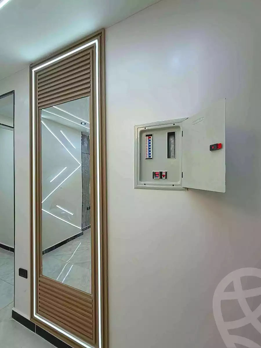 https://aqarmap.com.eg/ar/listing/7057002-for-sale-cairo-ain-shams-ain-shams-el-sharkia-el-eshrein-stt