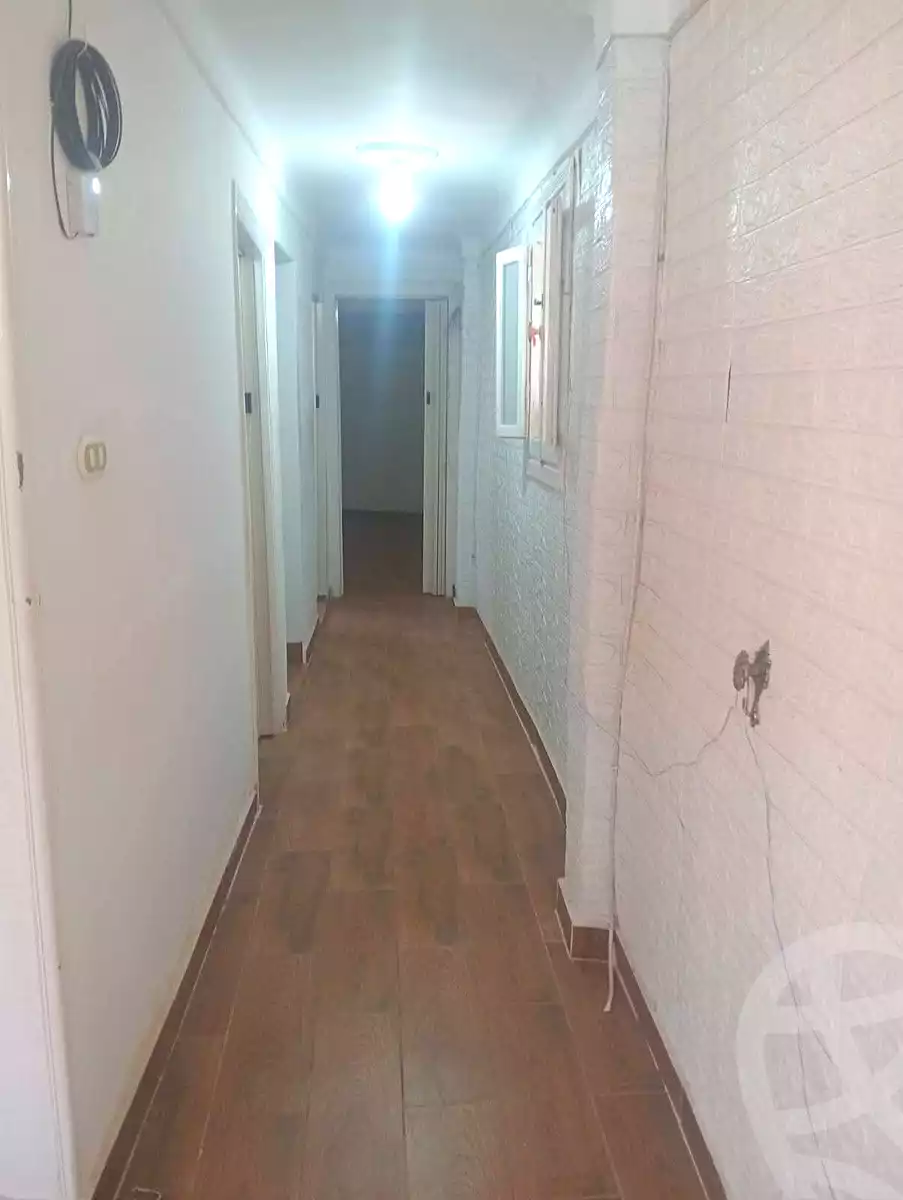 https://aqarmap.com.eg/ar/listing/7057126-for-sale-alexandria-al-agamy-lbytsh-el-bostan-st