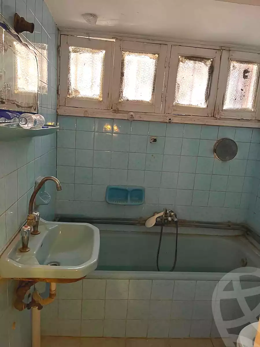 https://aqarmap.com.eg/ar/listing/7057239-for-rent-cairo-ain-shams-ahmed-esmat-st