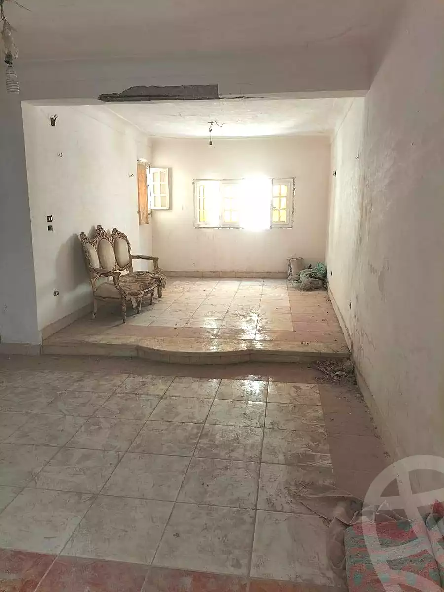 https://aqarmap.com.eg/ar/listing/7057372-for-sale-alexandria-al-agamy-el-hanouvel-al-haded-we-al-soulb-st