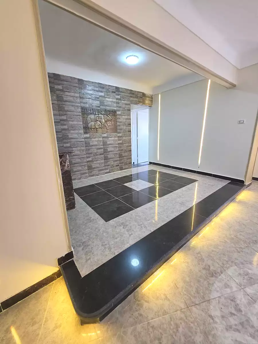 https://aqarmap.com.eg/en/listing/7057451-for-sale-alexandria-al-agamy-el-hanouvel-al-haded-we-al-soulb-st
