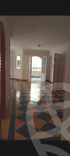 https://aqarmap.com.eg/ar/listing/7057595-for-rent-alexandria-al-agamy-shataa-el-nakheel-street-2