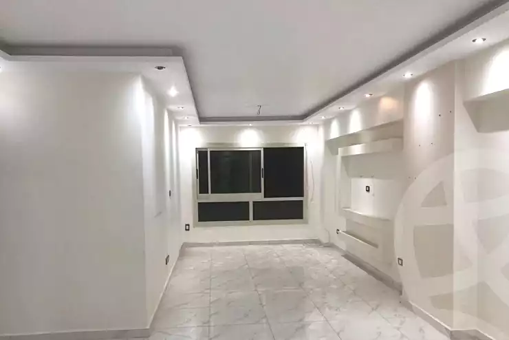 https://aqarmap.com.eg/ar/listing/7057659-for-rent-alexandria-smouha-compounds-in-smouha