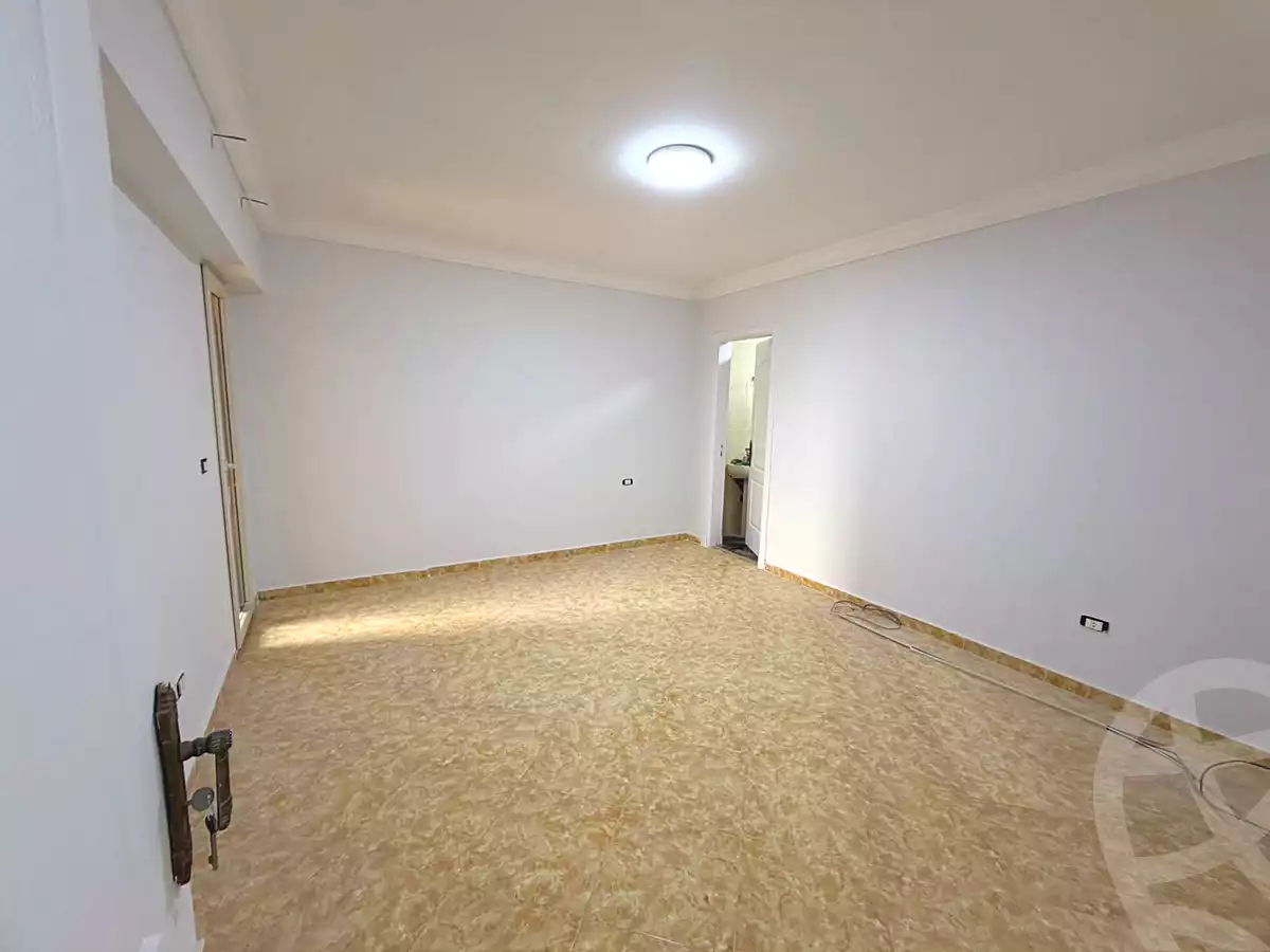https://aqarmap.com.eg/en/listing/7057718-for-sale-alexandria-el-montazah-compounds-in-el-montazah-flwrns-myj-mwl-mrsyly-jrwb