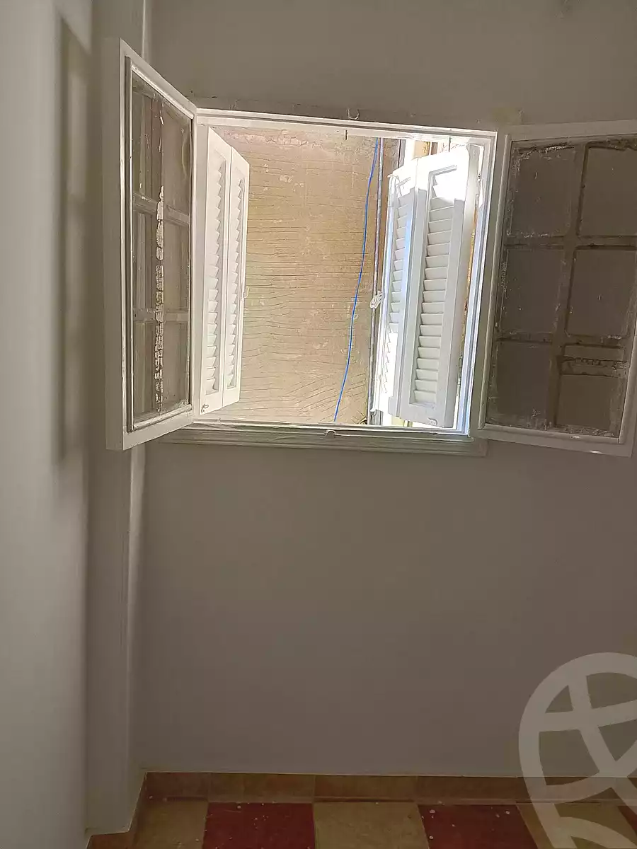 https://aqarmap.com.eg/en/listing/7057731-for-sale-alexandria-lsywf-shamaa