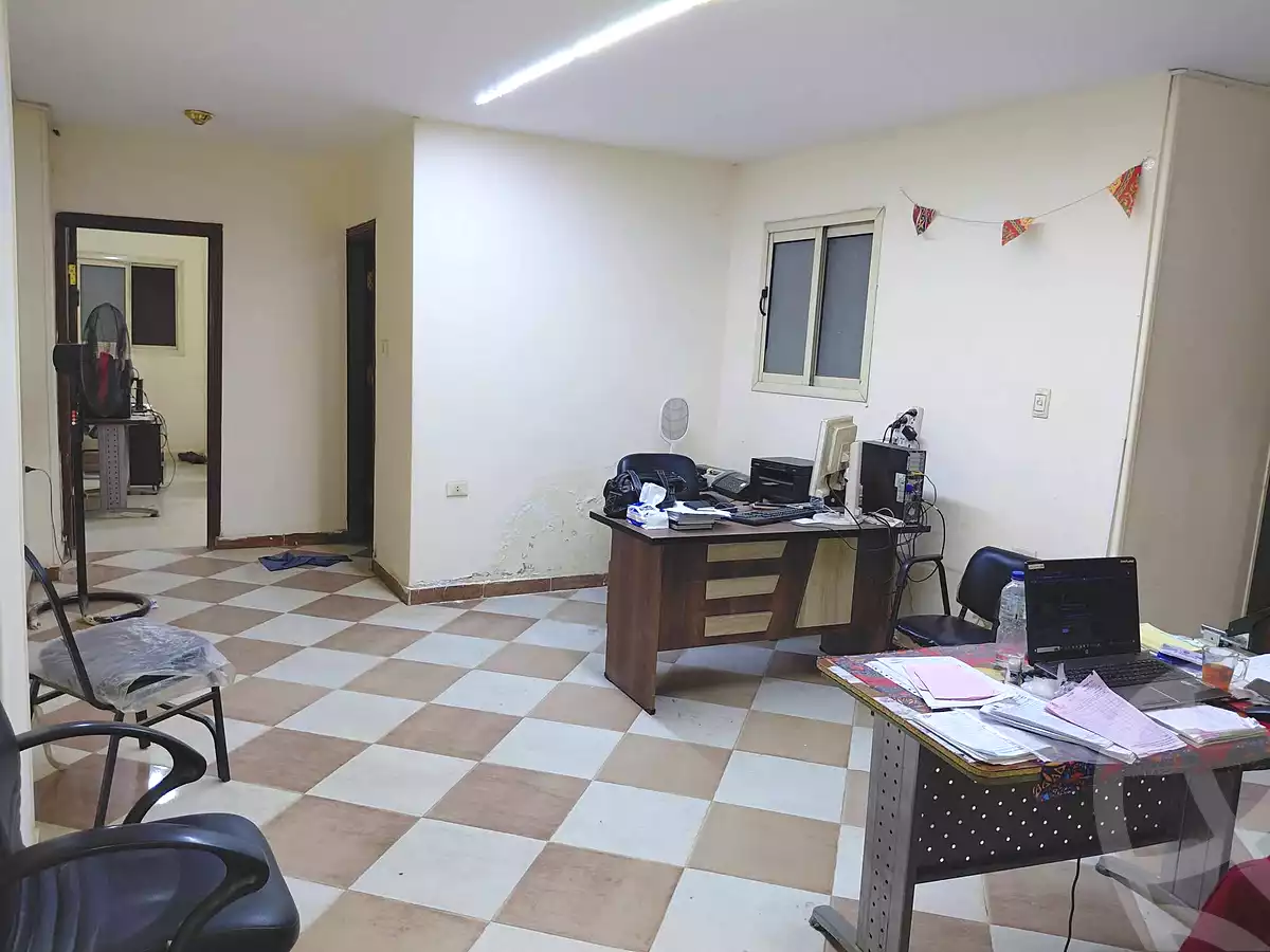 https://aqarmap.com.eg/ar/listing/7057842-for-sale-cairo-ain-shams-ain-shams-el-sharkia