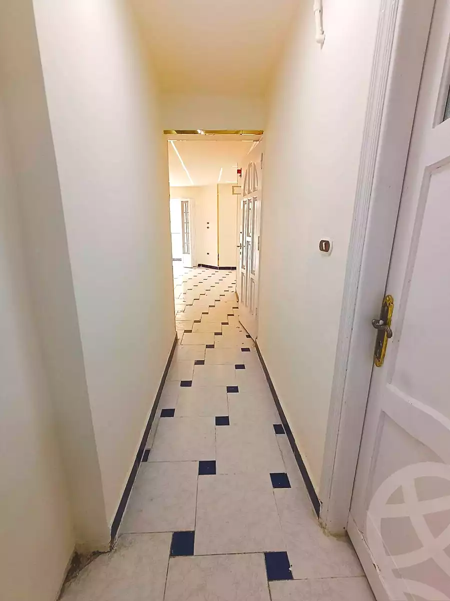 https://aqarmap.com.eg/ar/listing/7057874-for-sale-alexandria-al-agamy-shataa-el-nakheel