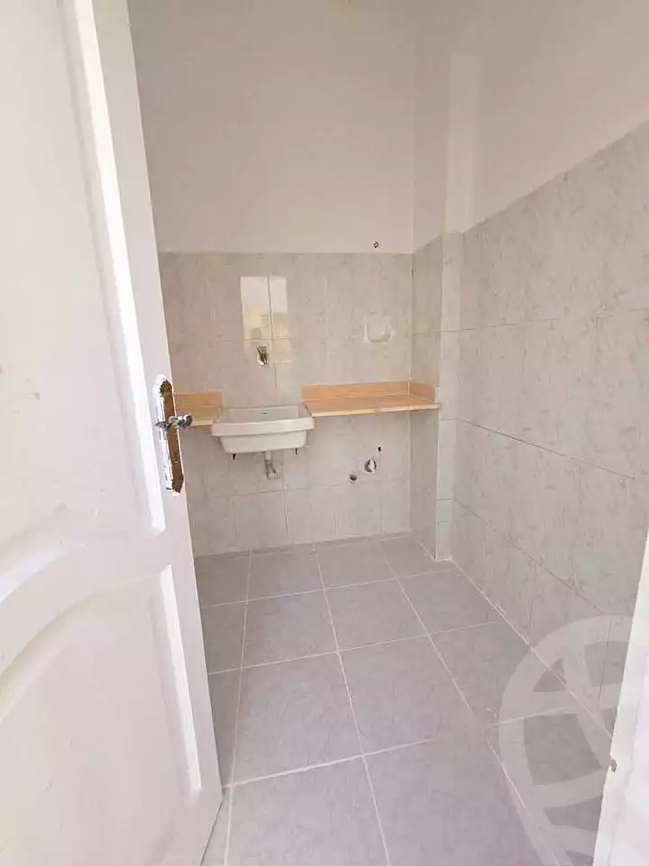 https://aqarmap.com.eg/en/listing/7058002-for-sale-alexandria-al-agamy-shataa-el-nakheel