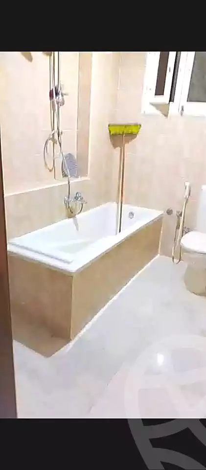 https://aqarmap.com.eg/ar/listing/7058035-for-sale-cairo-el-zaytun-hlmy-lzytwn