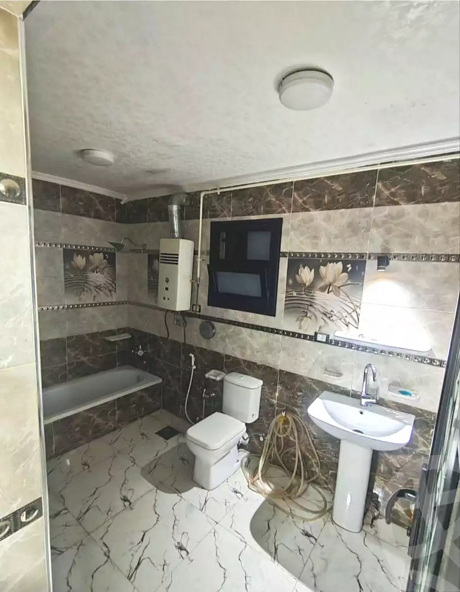 https://aqarmap.com.eg/ar/listing/7058039-for-sale-cairo-helwan-helwan-el-sharkeya-thabit-basha-st