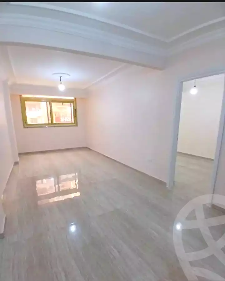 https://aqarmap.com.eg/ar/listing/7058085-for-sale-alexandria-miami-shr-jml-bd-lnsr