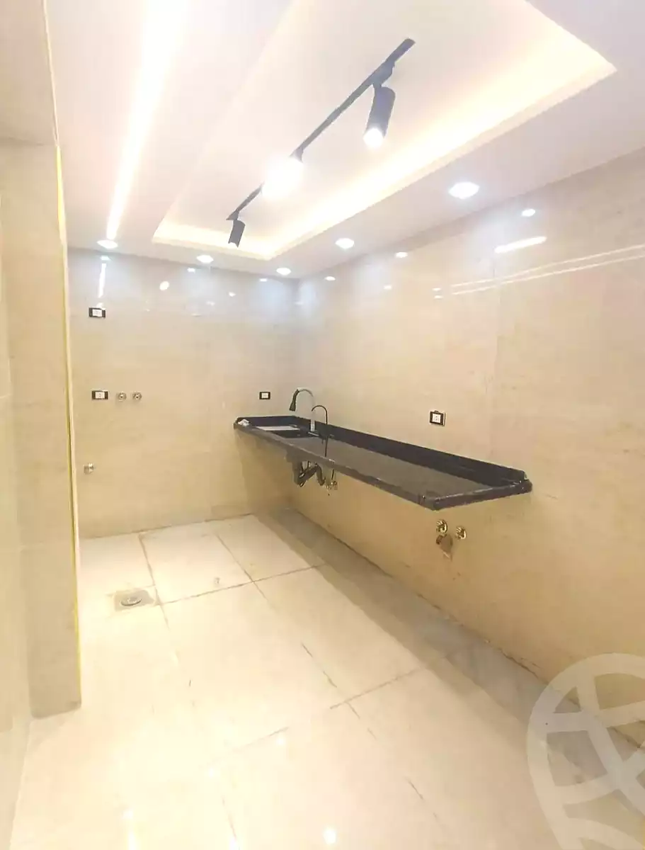 https://aqarmap.com.eg/ar/listing/7058197-for-sale-alexandria-al-agamy-el-hanouvel