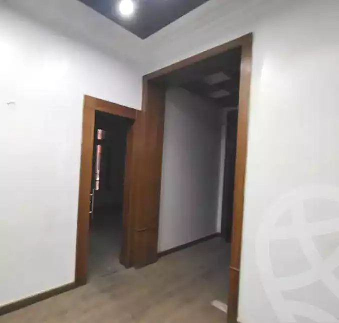https://aqarmap.com.eg/ar/listing/7058272-for-rent-cairo-downtown-el-tahrir