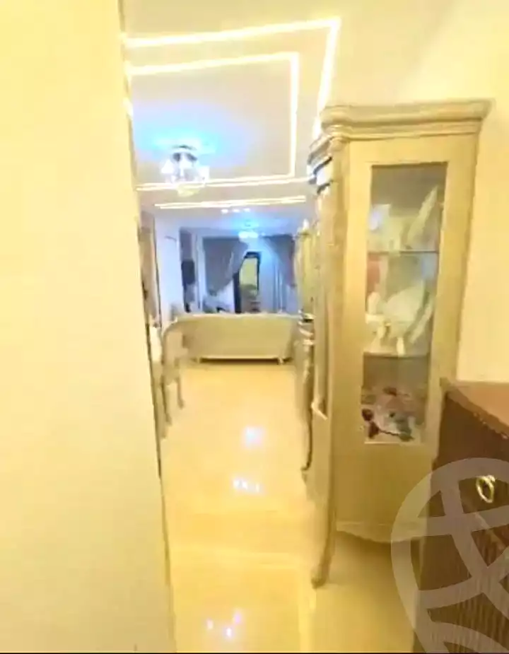 https://aqarmap.com.eg/ar/listing/7058331-for-sale-alexandria-sydy-bshr