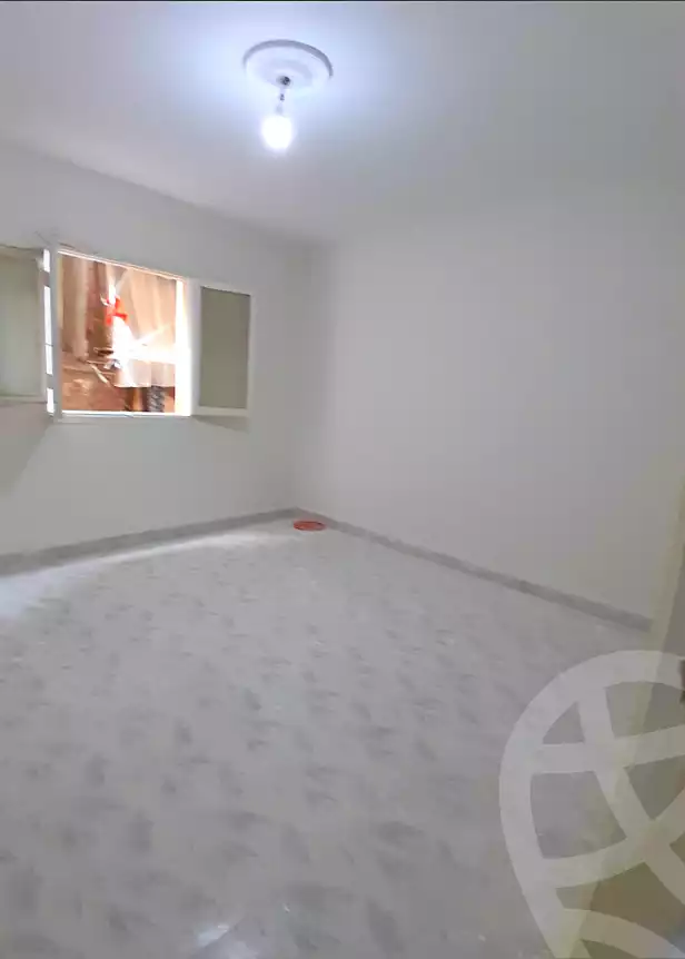 https://aqarmap.com.eg/ar/listing/7058448-for-sale-alexandria-al-agamy-el-hanouvel-el-salam-st
