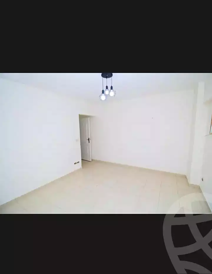 https://aqarmap.com.eg/ar/listing/7058459-for-sale-alexandria-camp-cesar-famous-st