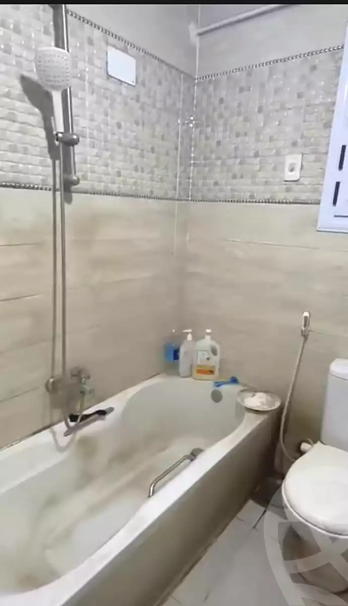 https://aqarmap.com.eg/ar/listing/7058467-for-sale-cairo-el-zaytun-lzytwn-lgrby-el-gabal-canal-st