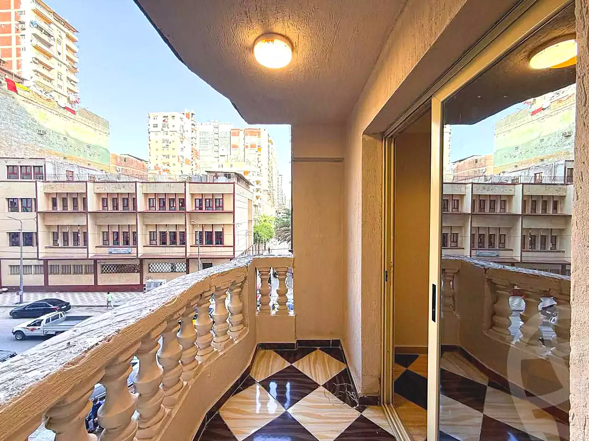 https://aqarmap.com.eg/en/listing/7058595-for-sale-alexandria-sydy-bshr-sydy-bshr-bhry-shr-khld-bn-lwlyd