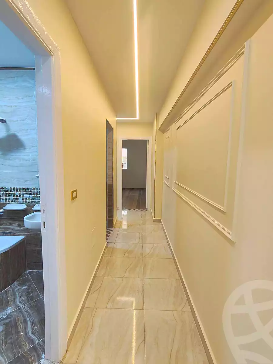 https://aqarmap.com.eg/ar/listing/7058608-for-sale-alexandria-miami-khld-bn-lwlyd
