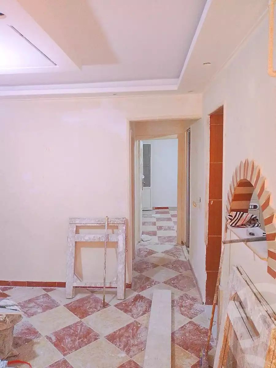 https://aqarmap.com.eg/ar/listing/7058644-for-sale-alexandria-new-miami-street-10