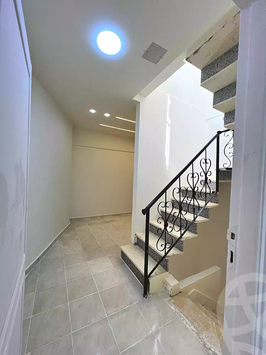 https://aqarmap.com.eg/ar/listing/7058683-for-sale-alexandria-al-agamy-shataa-el-nakheel
