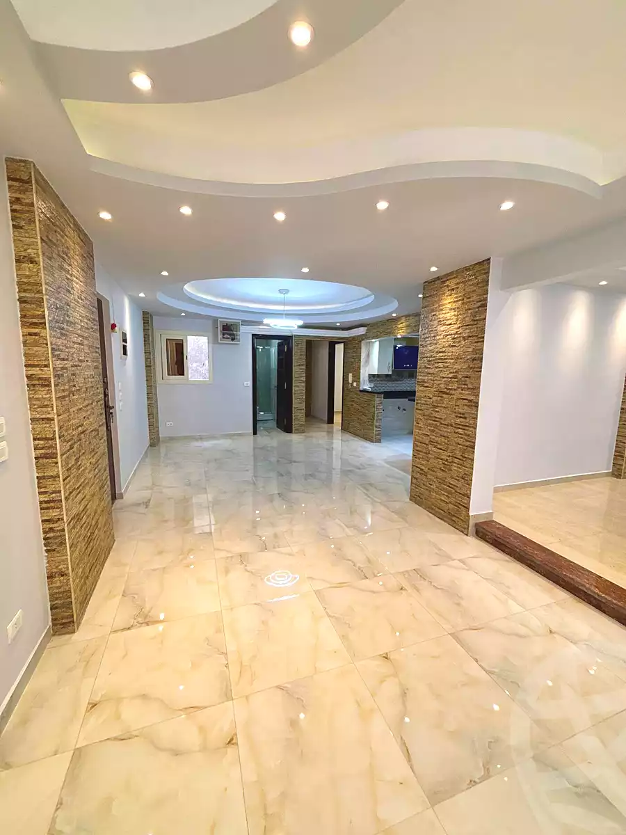 https://aqarmap.com.eg/ar/listing/7058714-for-sale-alexandria-miami-el-sebaey-st