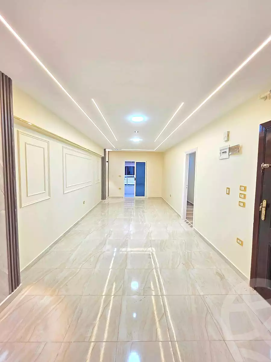 https://aqarmap.com.eg/ar/listing/7058723-for-sale-alexandria-miami-khld-bn-lwlyd