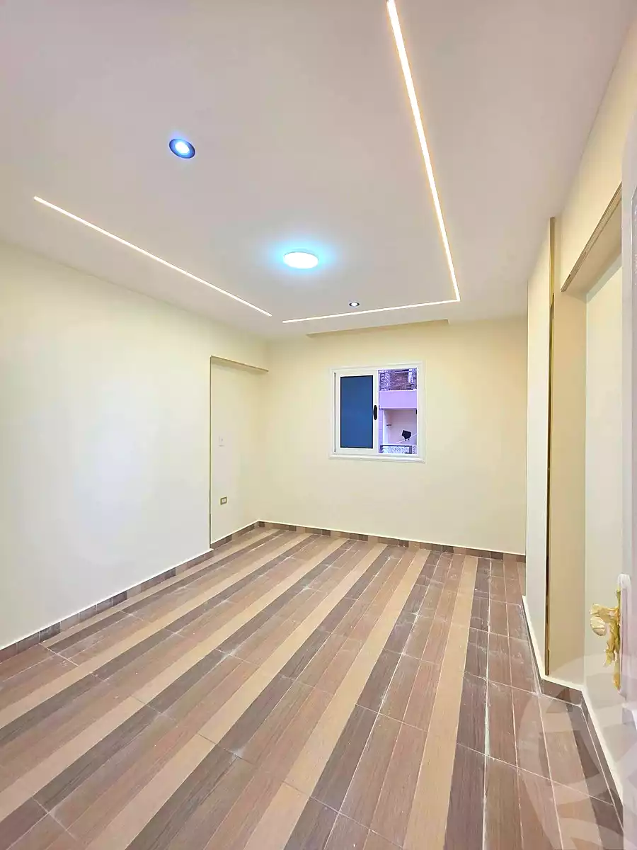 https://aqarmap.com.eg/ar/listing/7058723-for-sale-alexandria-miami-khld-bn-lwlyd
