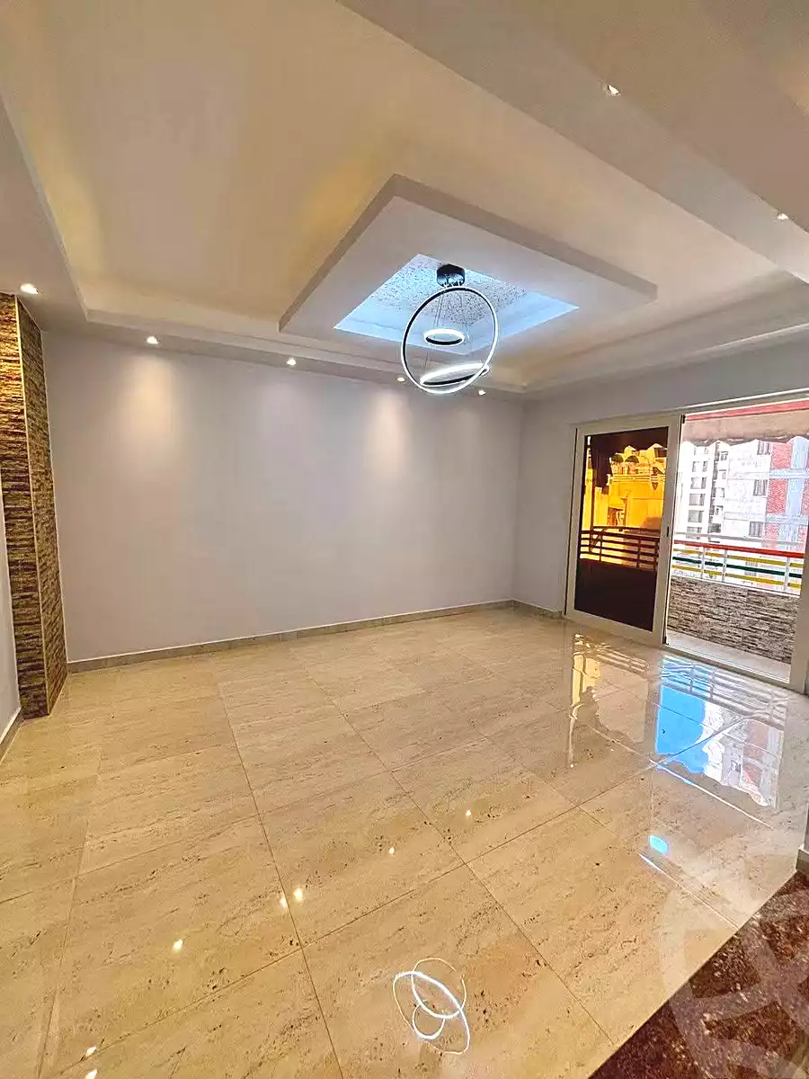 https://aqarmap.com.eg/ar/listing/7058811-for-sale-alexandria-miami-el-sebaey-st