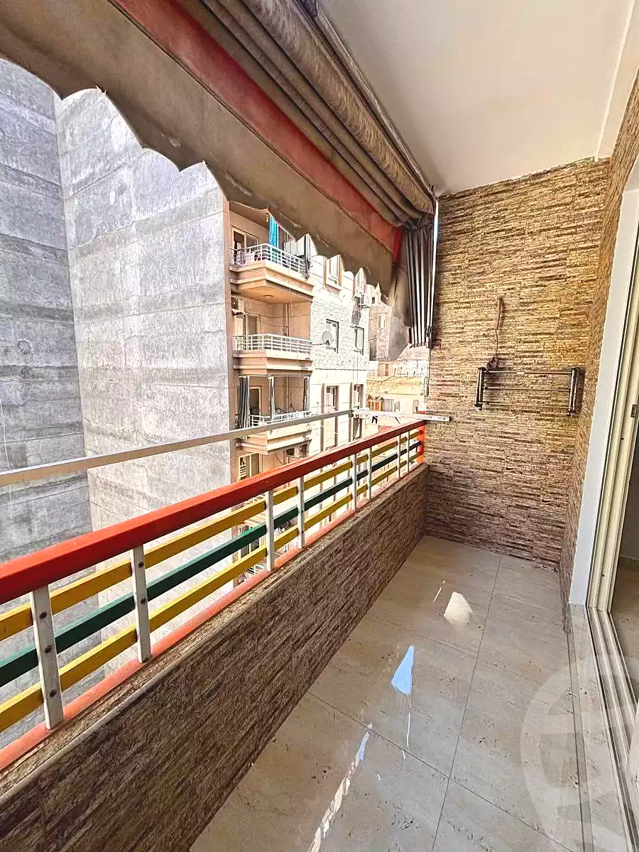 https://aqarmap.com.eg/ar/listing/7058811-for-sale-alexandria-miami-el-sebaey-st