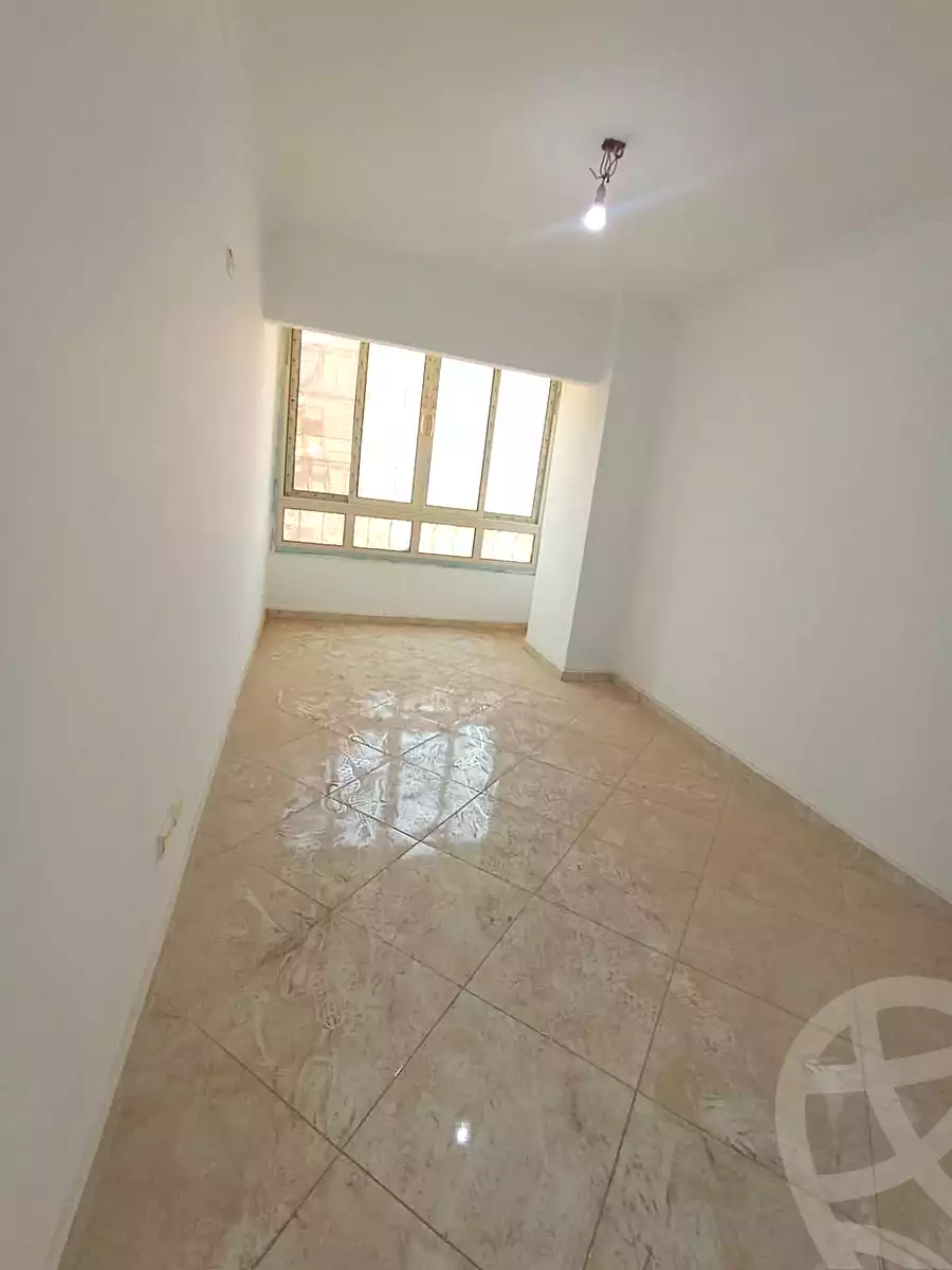 https://aqarmap.com.eg/ar/listing/7058973-for-sale-cairo-helwan-helwan-el-sharkeya-ismael-kamel-st