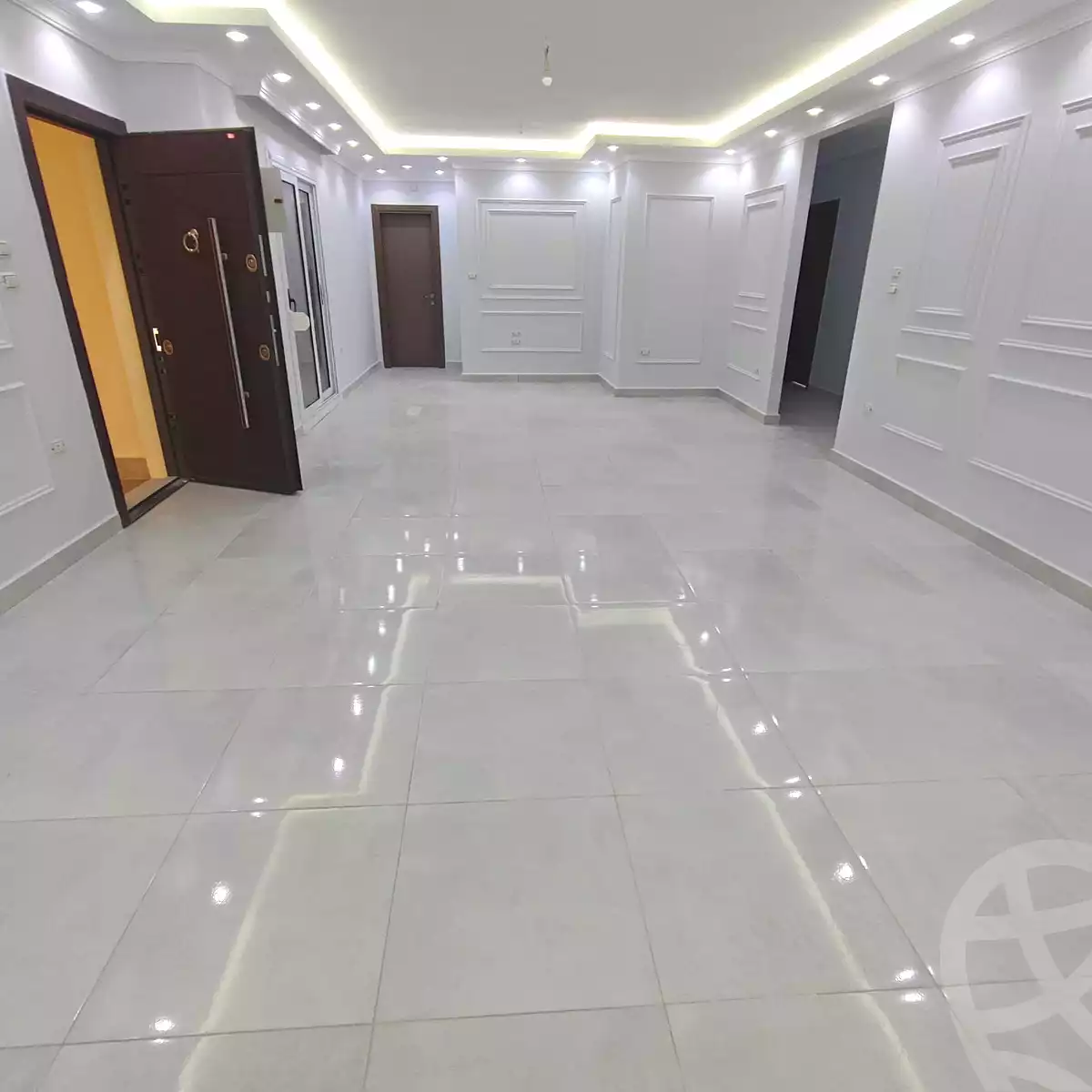 https://aqarmap.com.eg/en/listing/7059412-for-rent-cairo-new-cairo-ganob-el-akadamiya-south-academy-b-taha-hussein-st