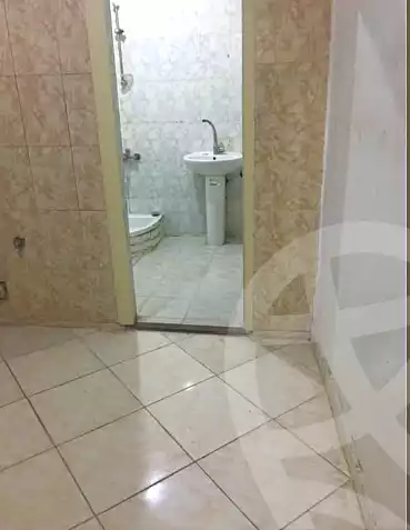 https://aqarmap.com.eg/ar/listing/7059462-for-rent-alexandria-al-agamy-lbytsh